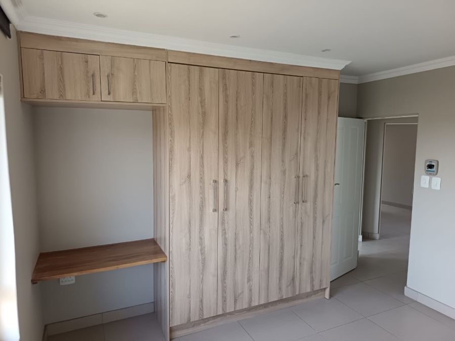 To Let 3 Bedroom Property for Rent in Somerton Estate Free State